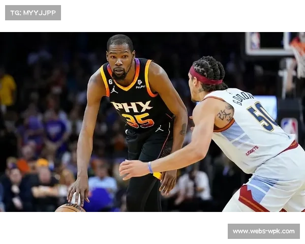 太阳客场战开拓者,布克对决夏普演对攻大战 太阳客场战开拓者,布克对决夏普演对攻大战